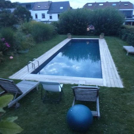 Beatrice'S Gardens Bed and Breakfast Νιβέλ Εξωτερικό φωτογραφία